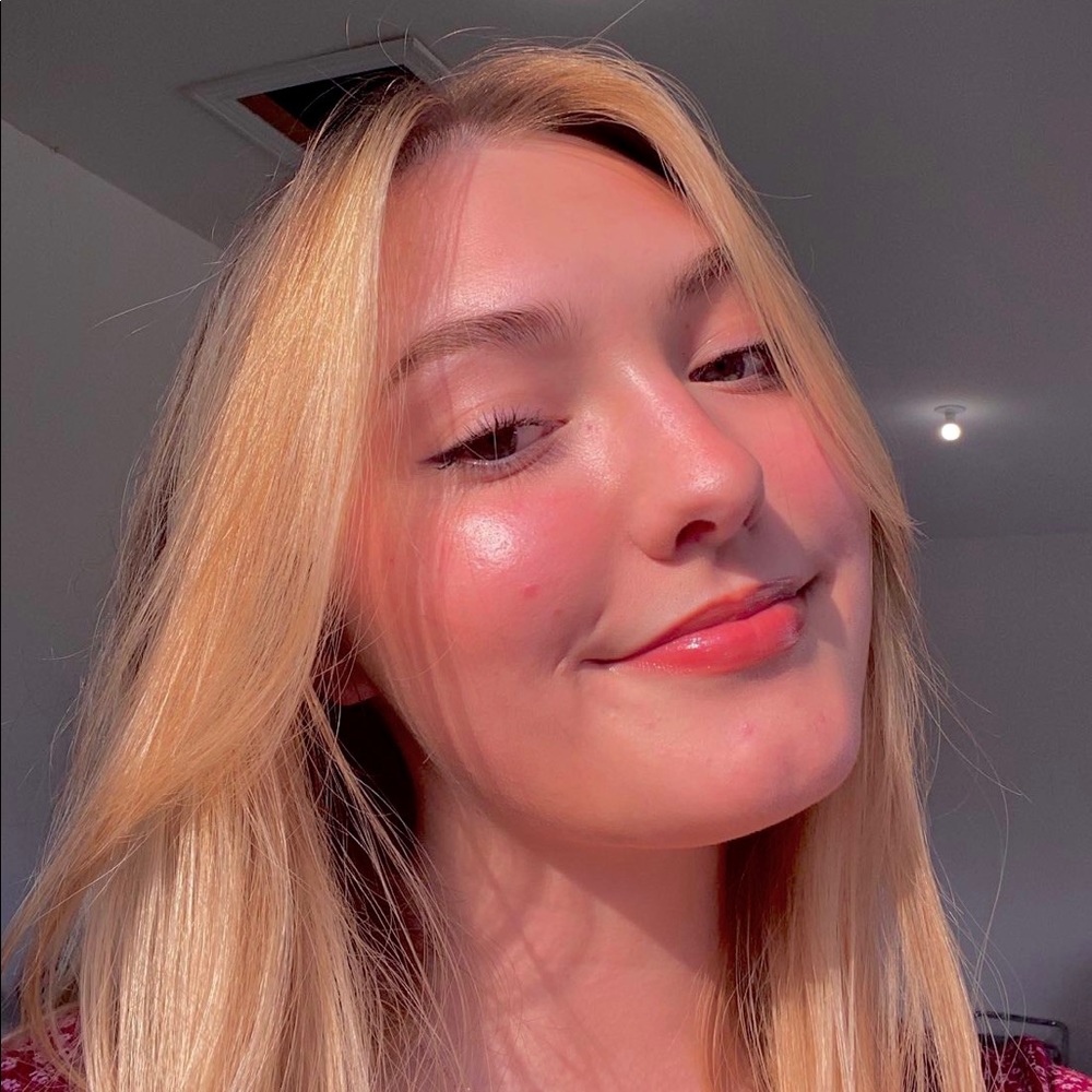 Meet your Posher, Avery